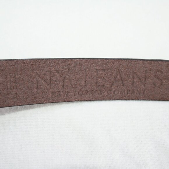 ✨NY & Co LADIES LEATHER BELT SIZE M WOMENS METAL BUCKLE EUC DARK BROWN DESIGNER - Picture 6 of 14